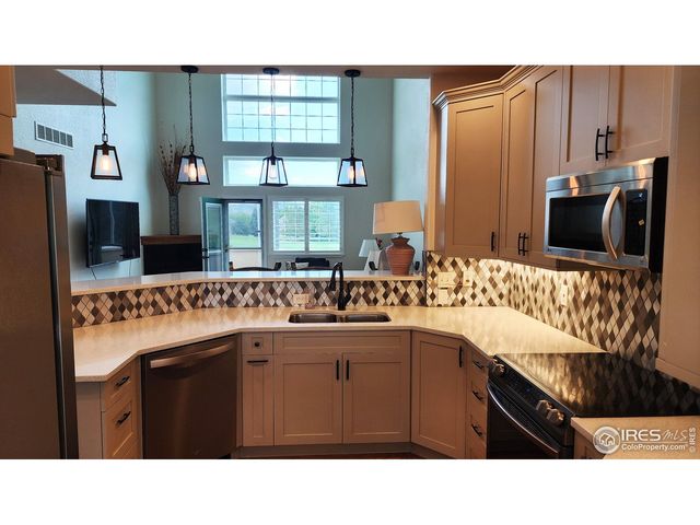 451 Clubhouse Ct, Loveland, CO 80537