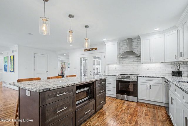 4022 Hycliffe Ave, Louisville, KY 40207