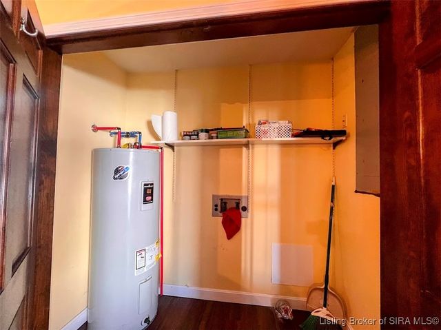 3707 Caney Road, Henryville, IN 47126