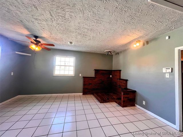 3707 Caney Road, Henryville, IN 47126