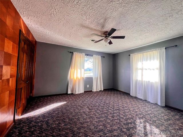 3707 Caney Road, Henryville, IN 47126