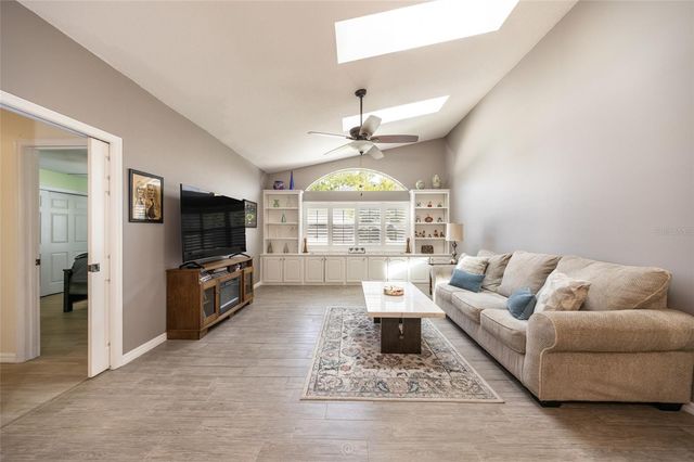 29 WOODHOLME LANE, Palm Coast, FL 32164