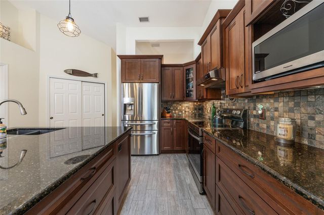 29 WOODHOLME LANE, Palm Coast, FL 32164