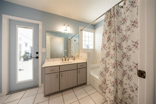 29 WOODHOLME LANE, Palm Coast, FL 32164