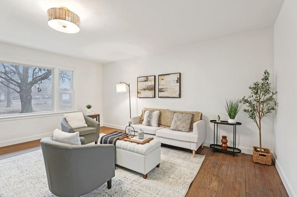 2432 Skyline DRIVE, Beloit, WI 53511