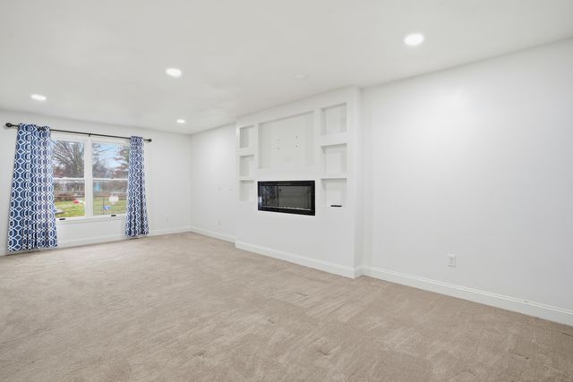 218 Center Street, Florence, KY 41042