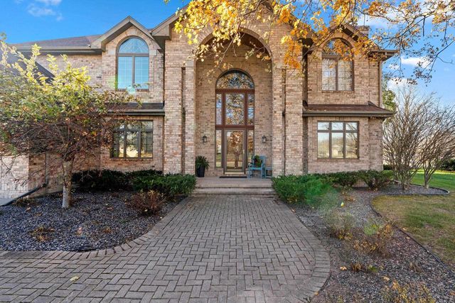 3117 W TWIN WILLOW COURT, Appleton, WI 54914