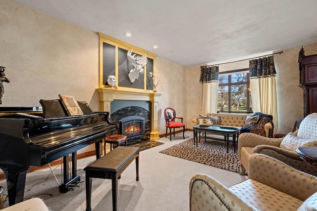 3117 W TWIN WILLOW COURT, Appleton, WI 54914