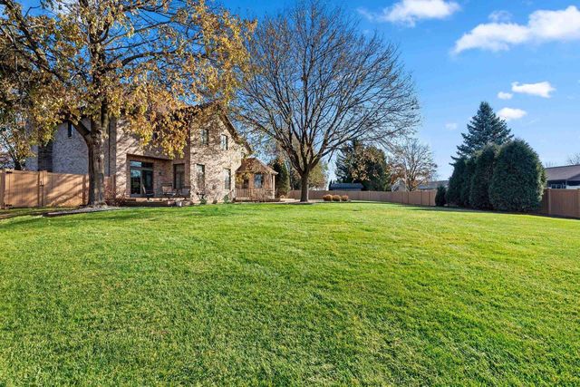 3117 W TWIN WILLOW COURT, Appleton, WI 54914