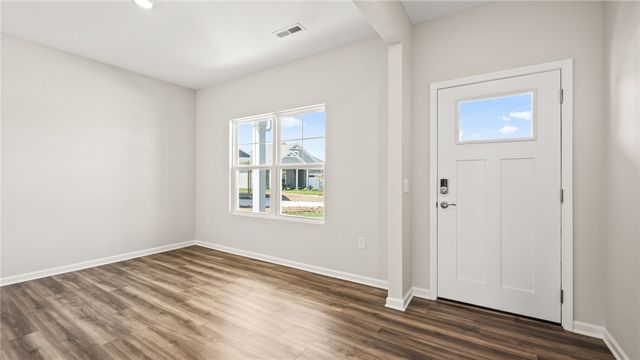 2823 Netherfield Circle, Troy, OH 45373