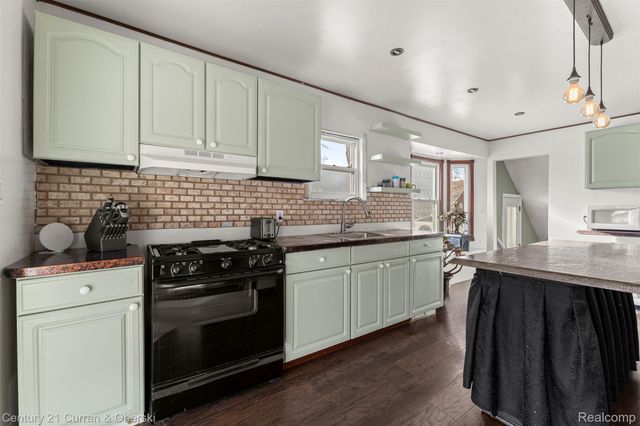 18022 Harman Street, Melvindale, MI 48122