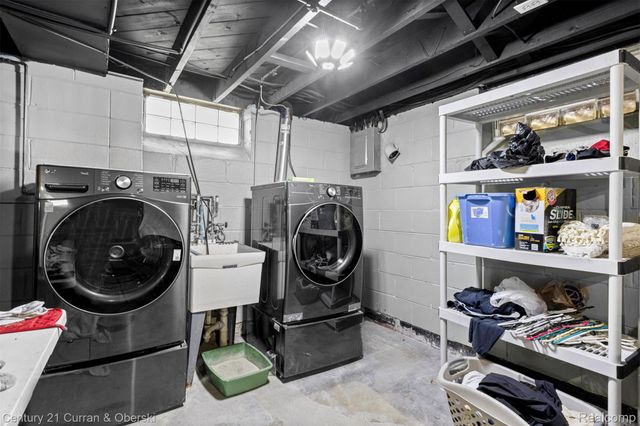 18022 Harman Street, Melvindale, MI 48122