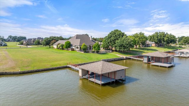 1208 E Baja Court, Granbury, TX 76048