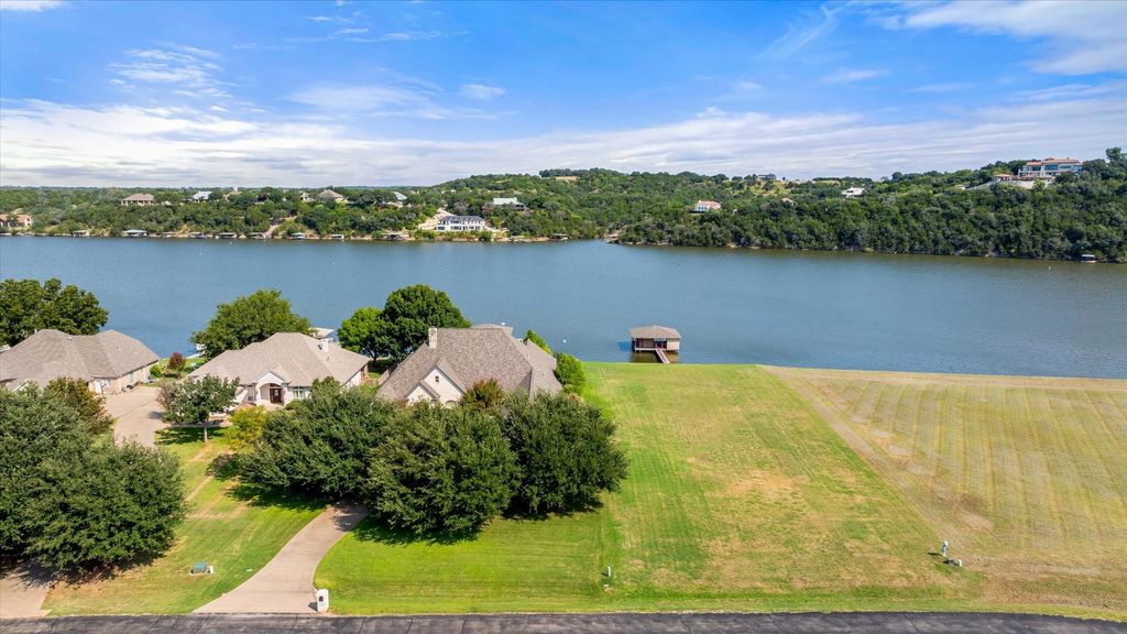 1208 E Baja Court, Granbury, TX 76048