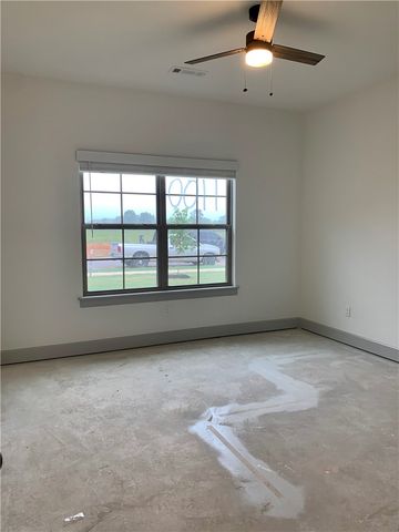 1036 Parker Lane, Pea Ridge, AR 72751