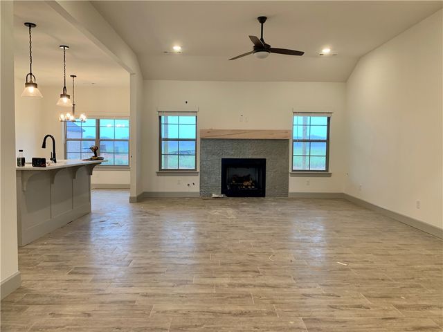1036 Parker Lane, Pea Ridge, AR 72751