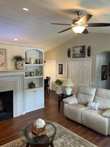 231 Summer Lady Lane, Boiling Springs, SC 29316