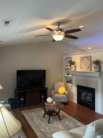 231 Summer Lady Lane, Boiling Springs, SC 29316