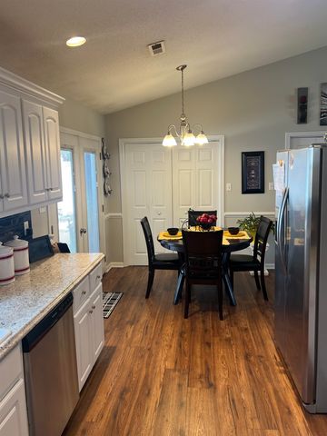 231 Summer Lady Lane, Boiling Springs, SC 29316