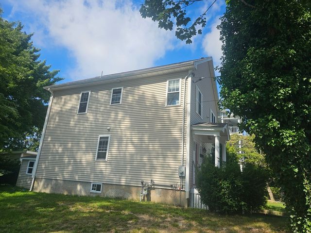 39 Bond Street, Fall River, MA 02720