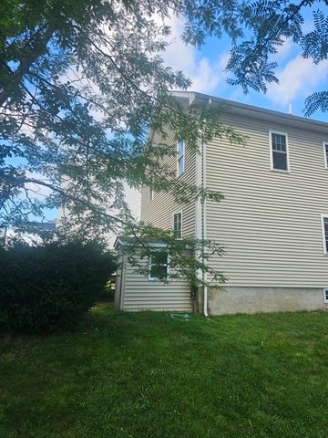 39 Bond Street, Fall River, MA 02720
