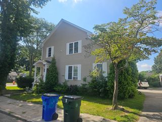 39 Bond Street, Fall River, MA 02720