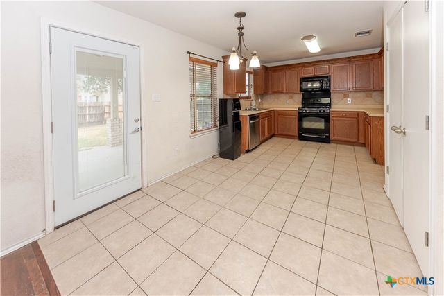 310 Antelope Trail, Bastrop, TX 78602