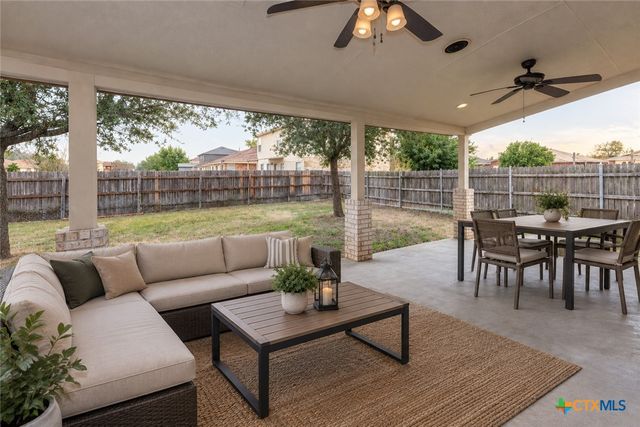 310 Antelope Trail, Bastrop, TX 78602