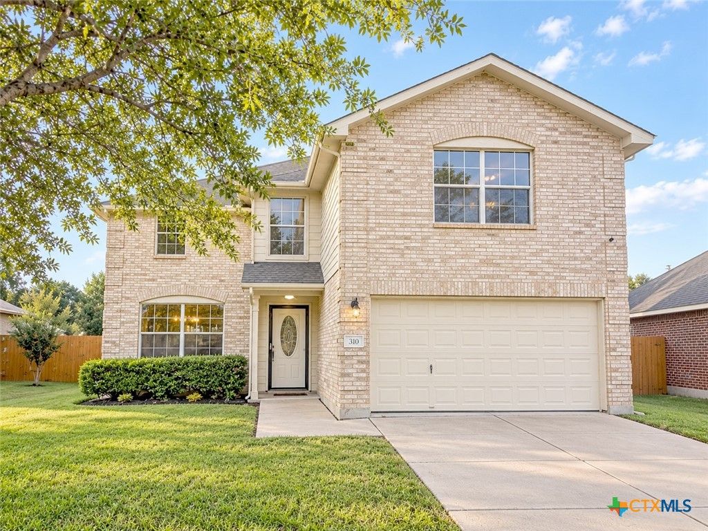 310 Antelope Trail, Bastrop, TX 78602