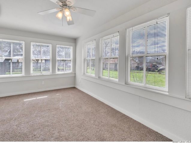 301 N Cunningham, Marion, TX 78124