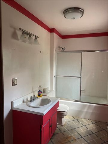 329 Stoneybrooke Drive, Cheswick, PA 15024