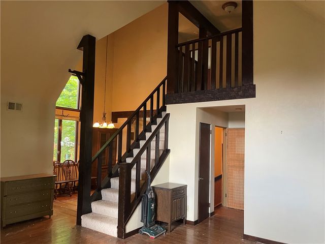 329 Stoneybrooke Drive, Cheswick, PA 15024