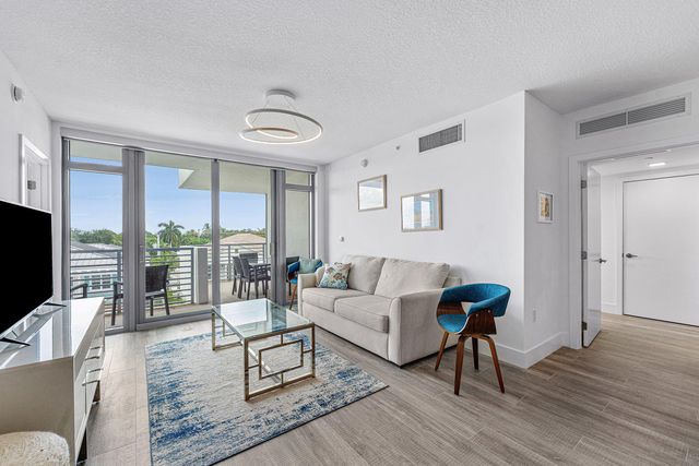 111 SE 1ST Avenue 406, Delray Beach, FL 33444