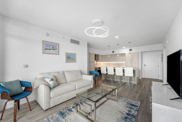 111 SE 1ST Avenue 406, Delray Beach, FL 33444