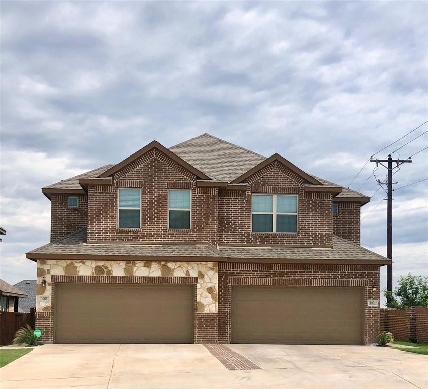 1003 Sierra Vista Court 2, Midlothian, TX 76065
