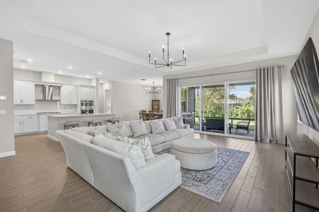 1109 Deer Haven Drive, Loxahatchee, FL 33470