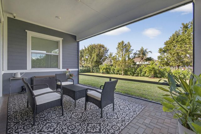 1109 Deer Haven Drive, Loxahatchee, FL 33470