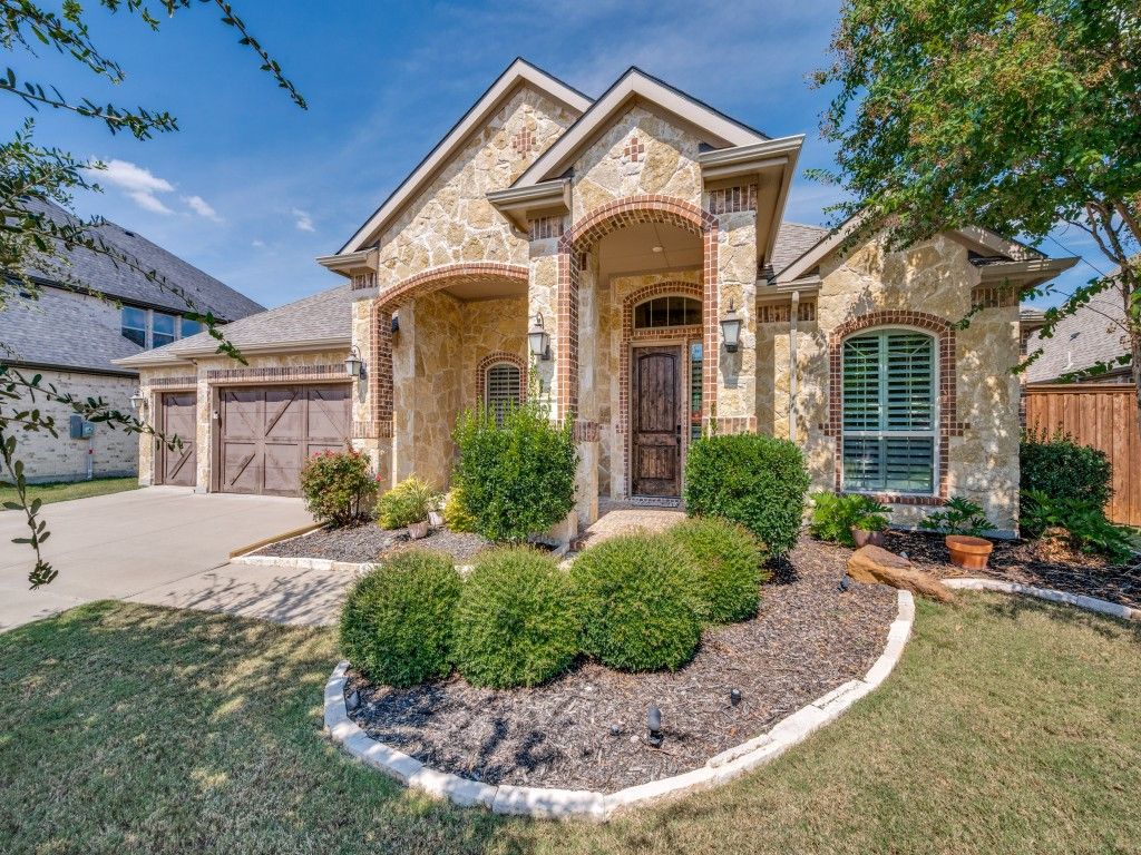 221 Saint Mark Lane, Prosper, TX 75078