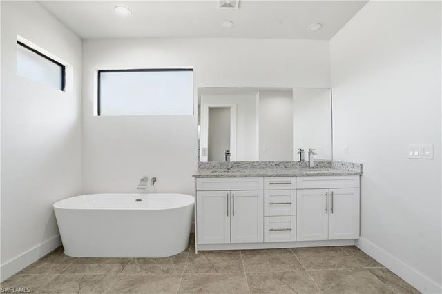 2303 18th PL, Cape Coral, FL 33993