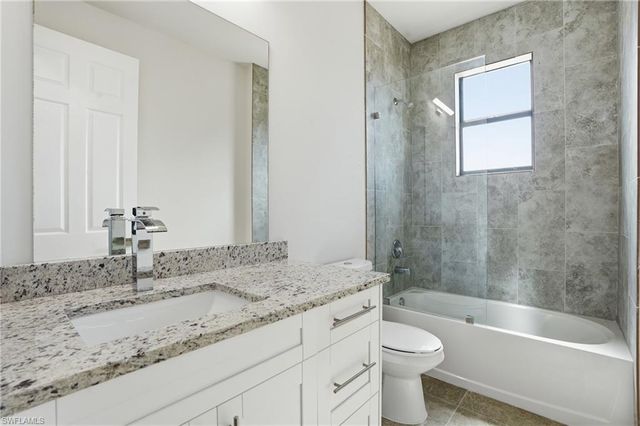 2303 18th PL, Cape Coral, FL 33993