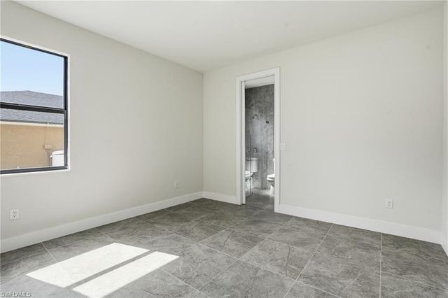 2303 18th PL, Cape Coral, FL 33993