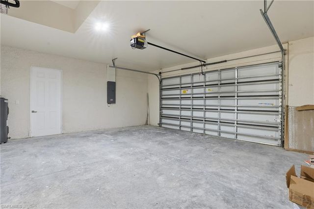 2303 18th PL, Cape Coral, FL 33993