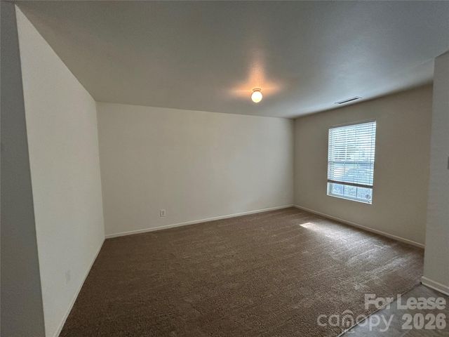 3015 Meadow Knoll Drive, Charlotte, NC 28269