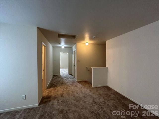 3015 Meadow Knoll Drive, Charlotte, NC 28269