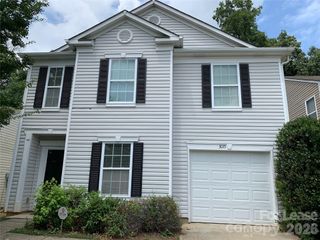 3015 Meadow Knoll Drive, Charlotte, NC 28269