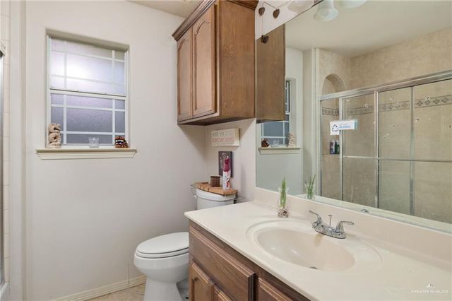 2416 Violet Avenue, Mcallen, TX 78504