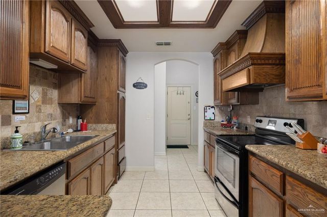 2416 Violet Avenue, Mcallen, TX 78504