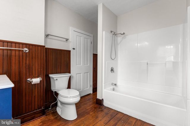 218 E LINDEN ST, Clayton, NJ 08312