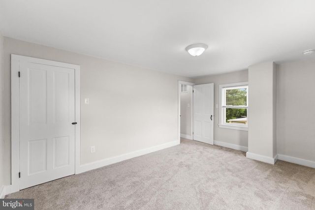 218 E LINDEN ST, Clayton, NJ 08312