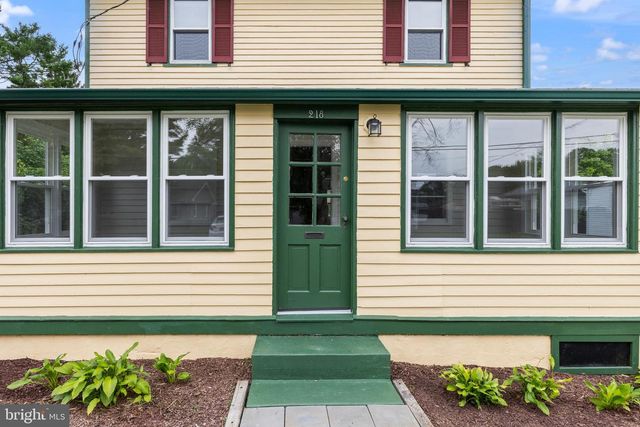 218 E LINDEN ST, Clayton, NJ 08312